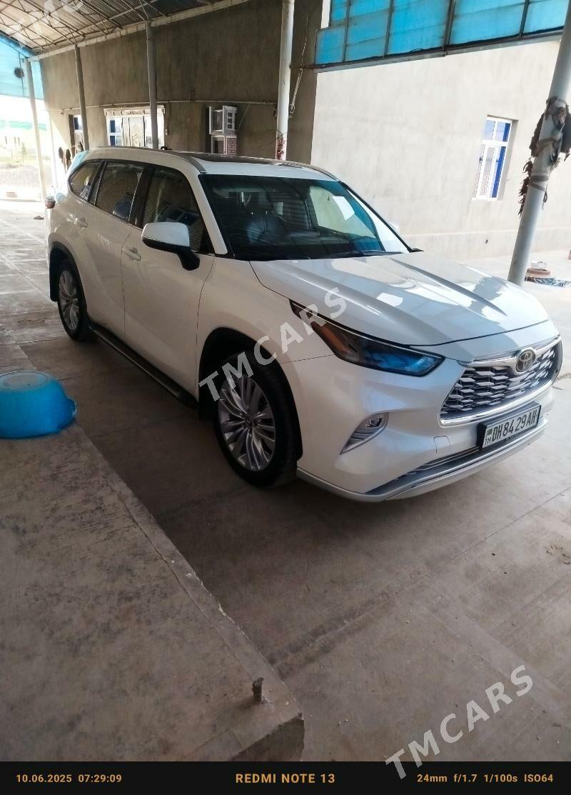 Toyota Highlander 2021 - 620 000 TMT - Теджен - img 3