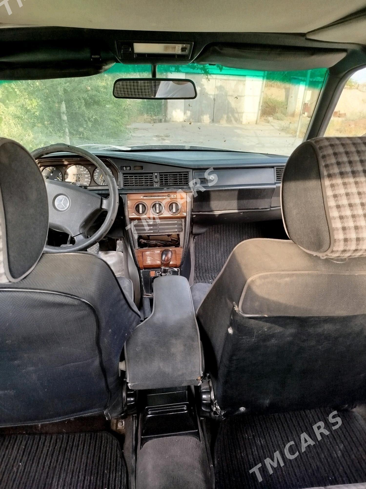 Mercedes-Benz 190E 1992 - 23 000 TMT - Kaka - img 3