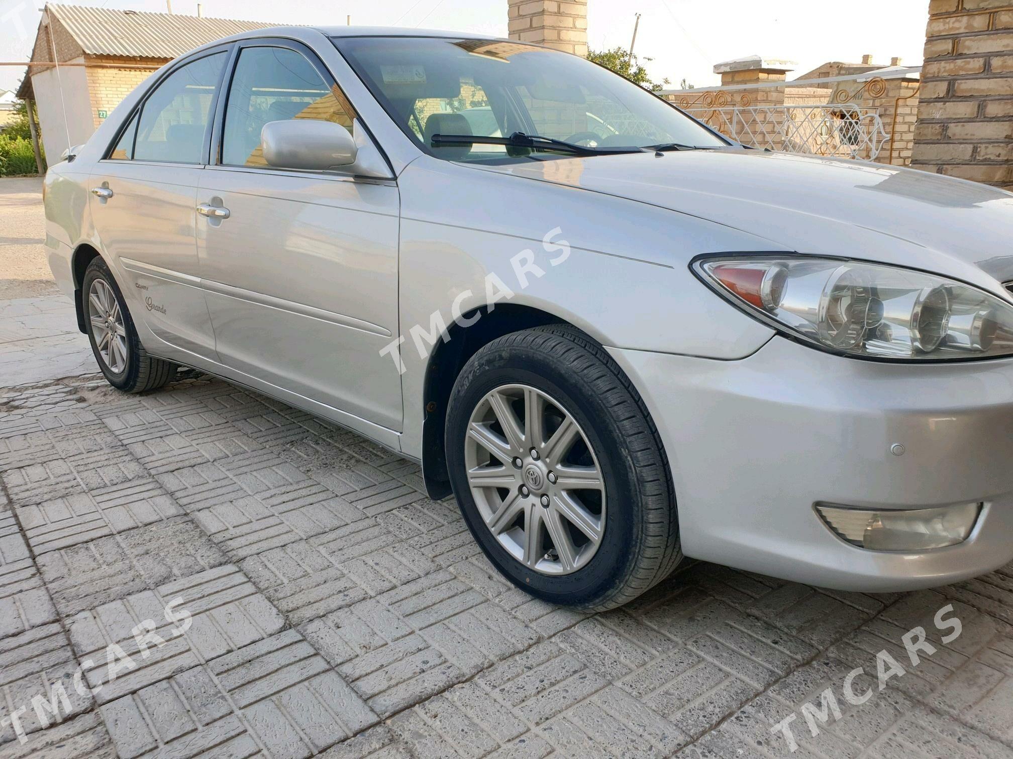 Toyota Camry 2003 - 155 000 TMT - Kerki - img 2