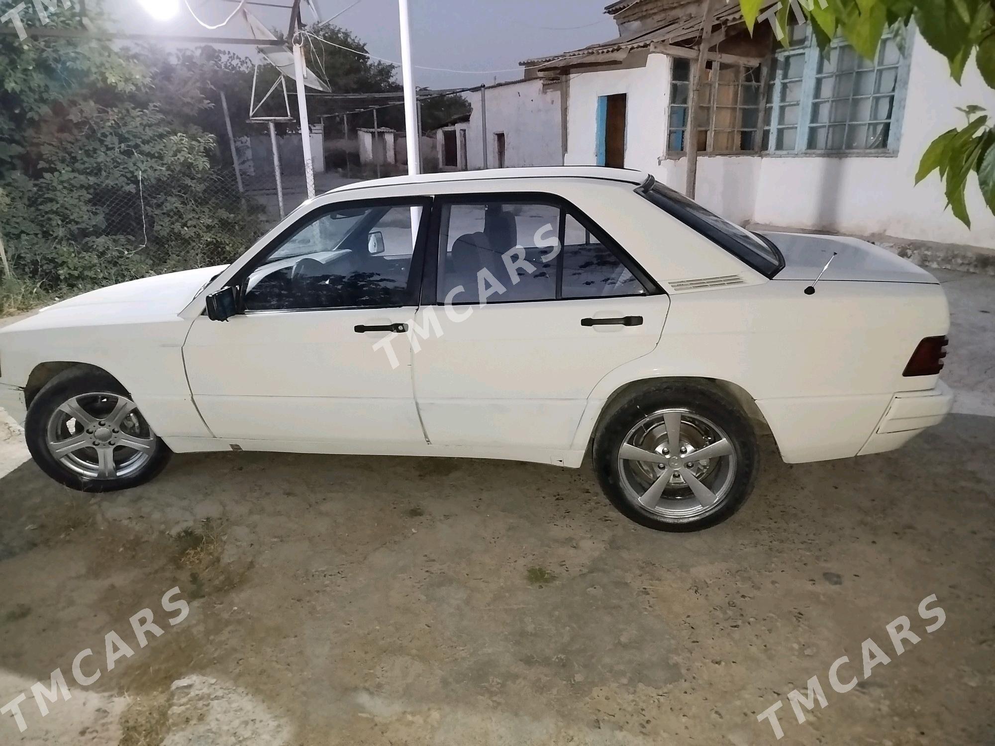 Mercedes-Benz 190E 1992 - 23 000 TMT - Kaka - img 9