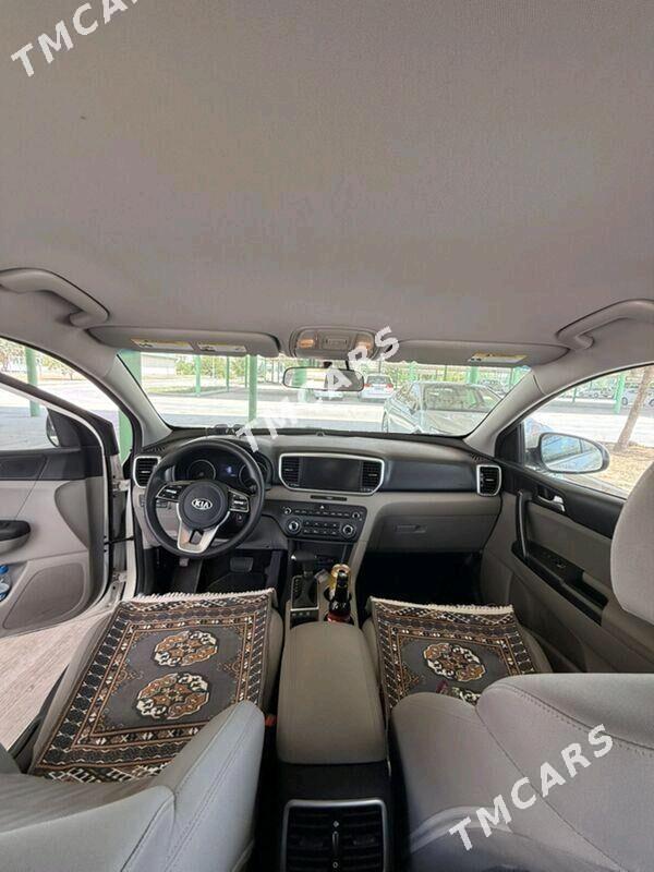 Kia Sportage 2021 - 240 000 TMT - Кипджак - img 3
