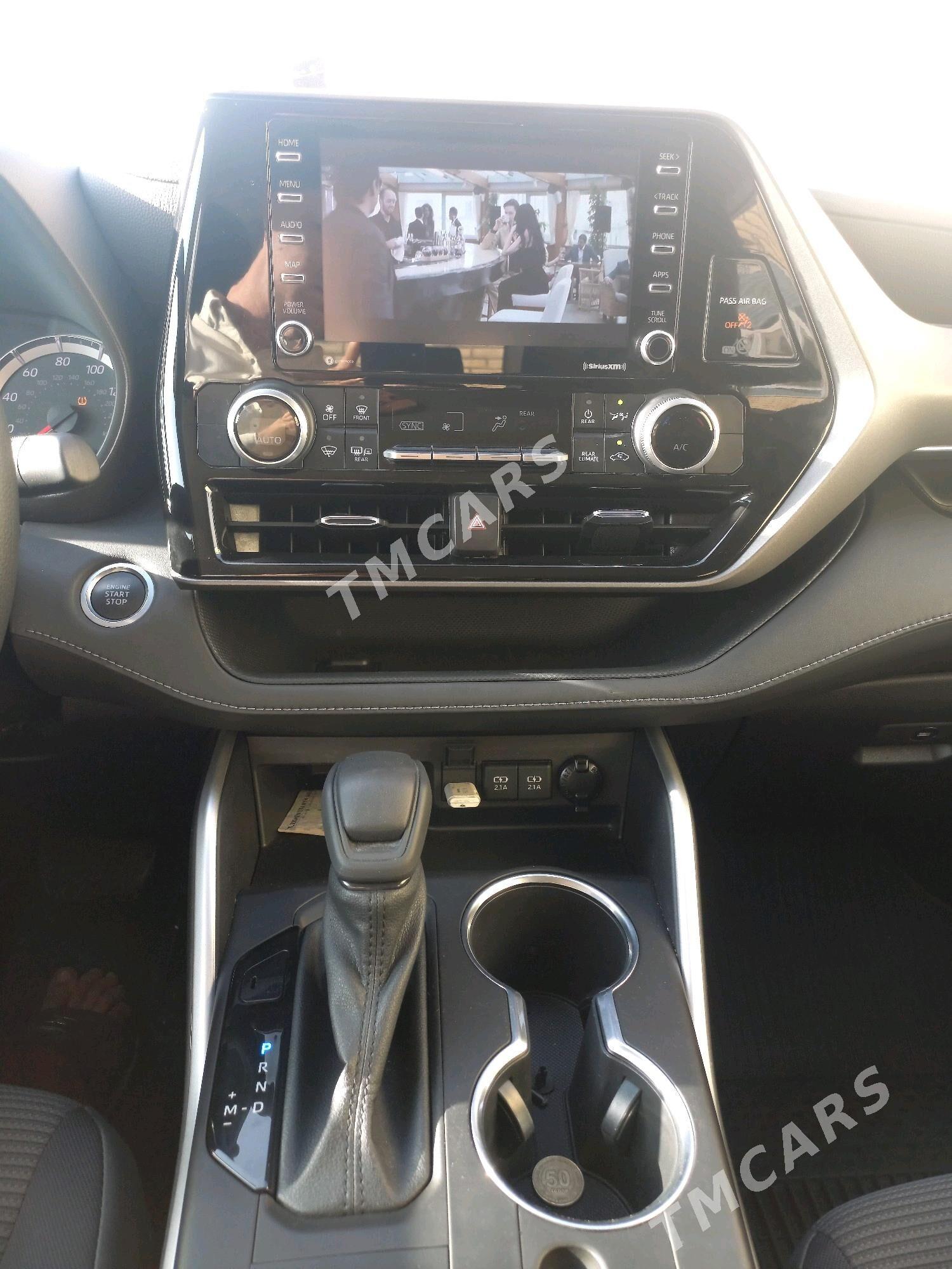 Toyota Highlander 2021 - 480 000 TMT - Мары - img 9
