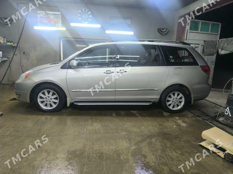 Toyota Sienna 2004 - 265 000 TMT - Дашогуз - img 6