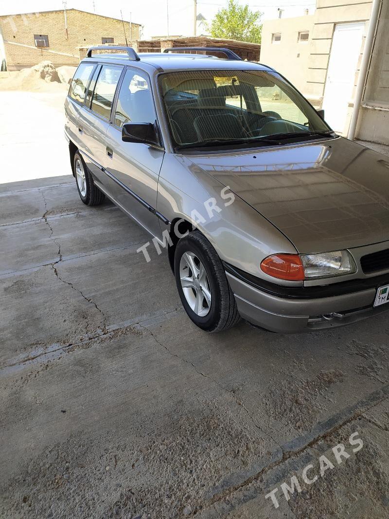 Opel Astra 1994 - 45 000 TMT - Mary - img 4