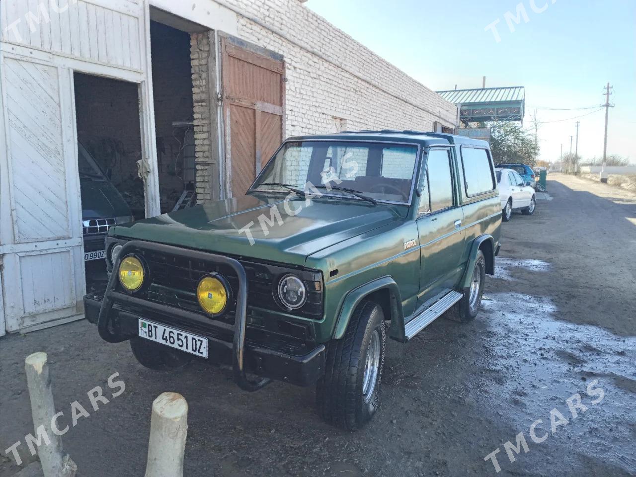 Nissan Patrol 1996 - 50 000 TMT - Daşoguz - img 4