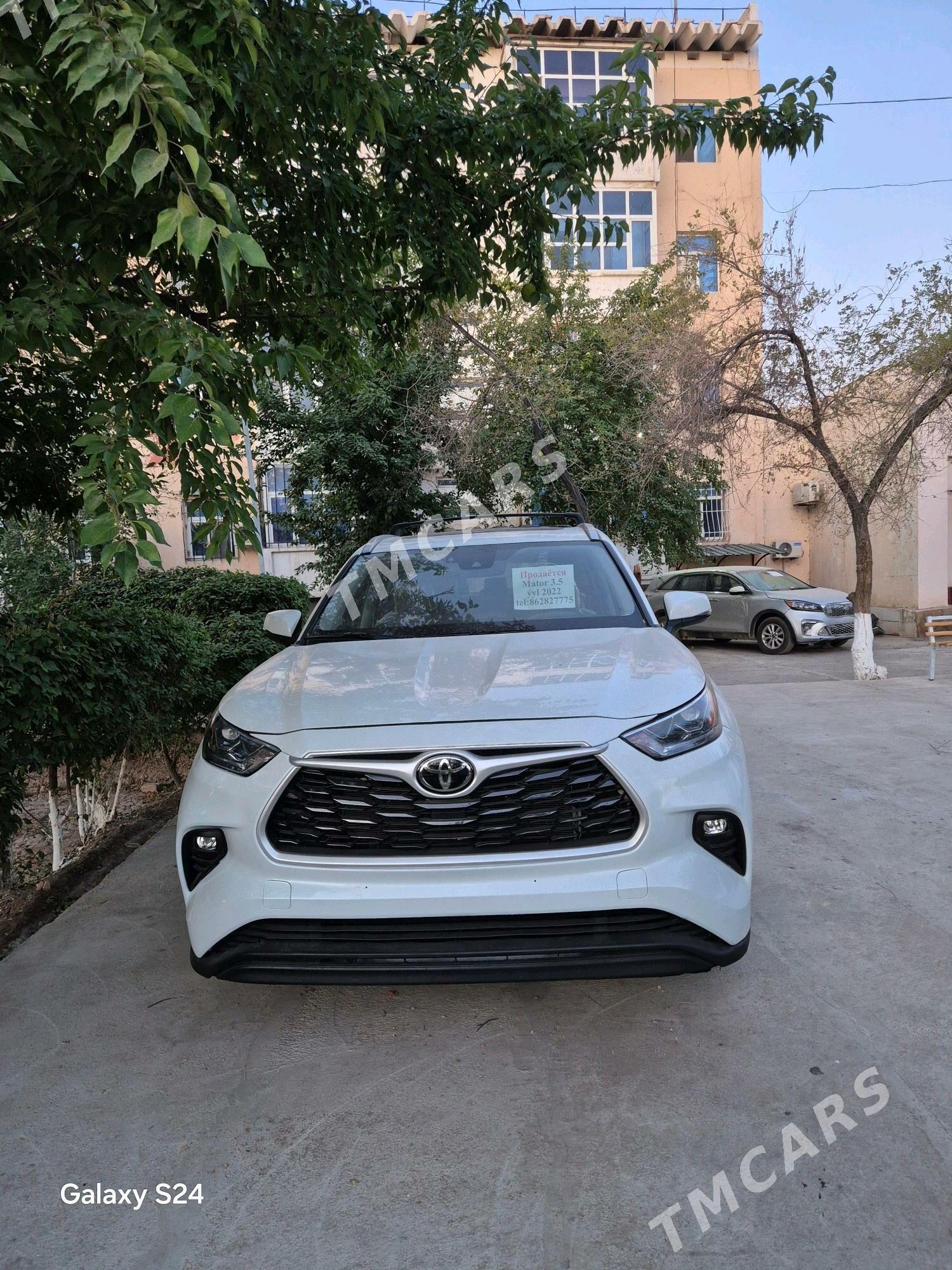 Toyota Highlander 2022 - 471 000 TMT - Дашогуз - img 2