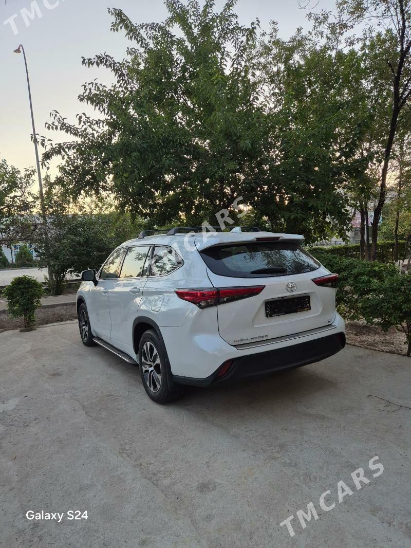 Toyota Highlander 2022 - 471 000 TMT - Дашогуз - img 5