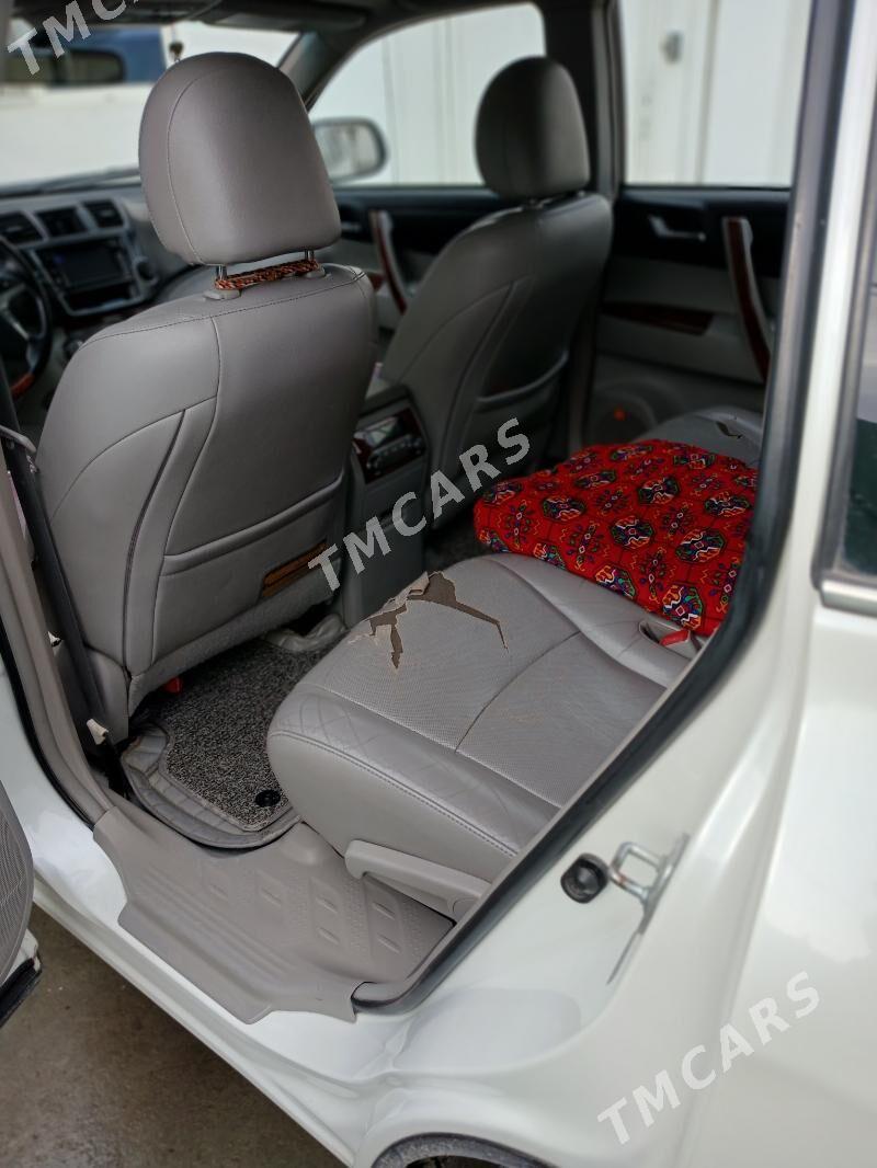 Toyota Highlander 2013 - 330 000 TMT - Aşgabat - img 1