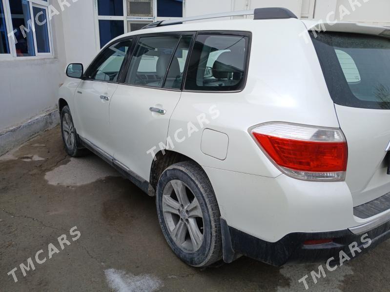 Toyota Highlander 2013 - 330 000 TMT - Aşgabat - img 2