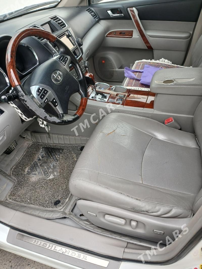 Toyota Highlander 2013 - 330 000 TMT - Aşgabat - img 4