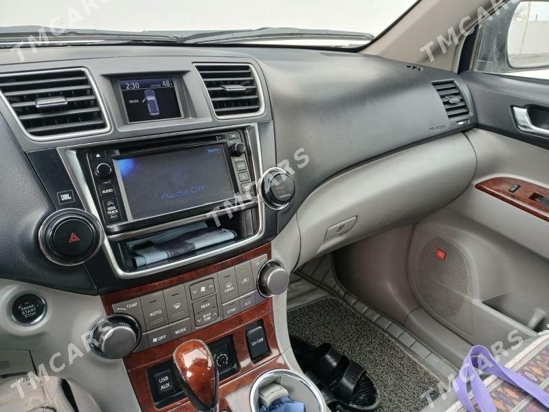 Toyota Highlander 2013 - 330 000 TMT - Aşgabat - img 5
