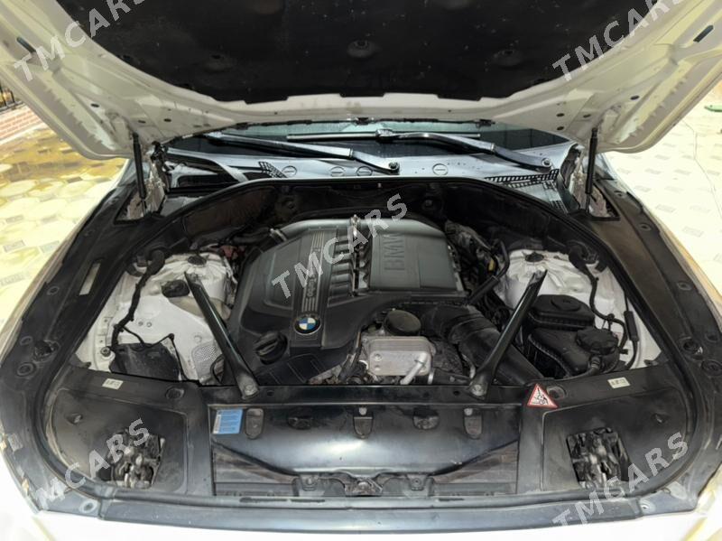 BMW 5 Series Gran Turismo 2010 - 240 000 TMT - Ашхабад - img 2