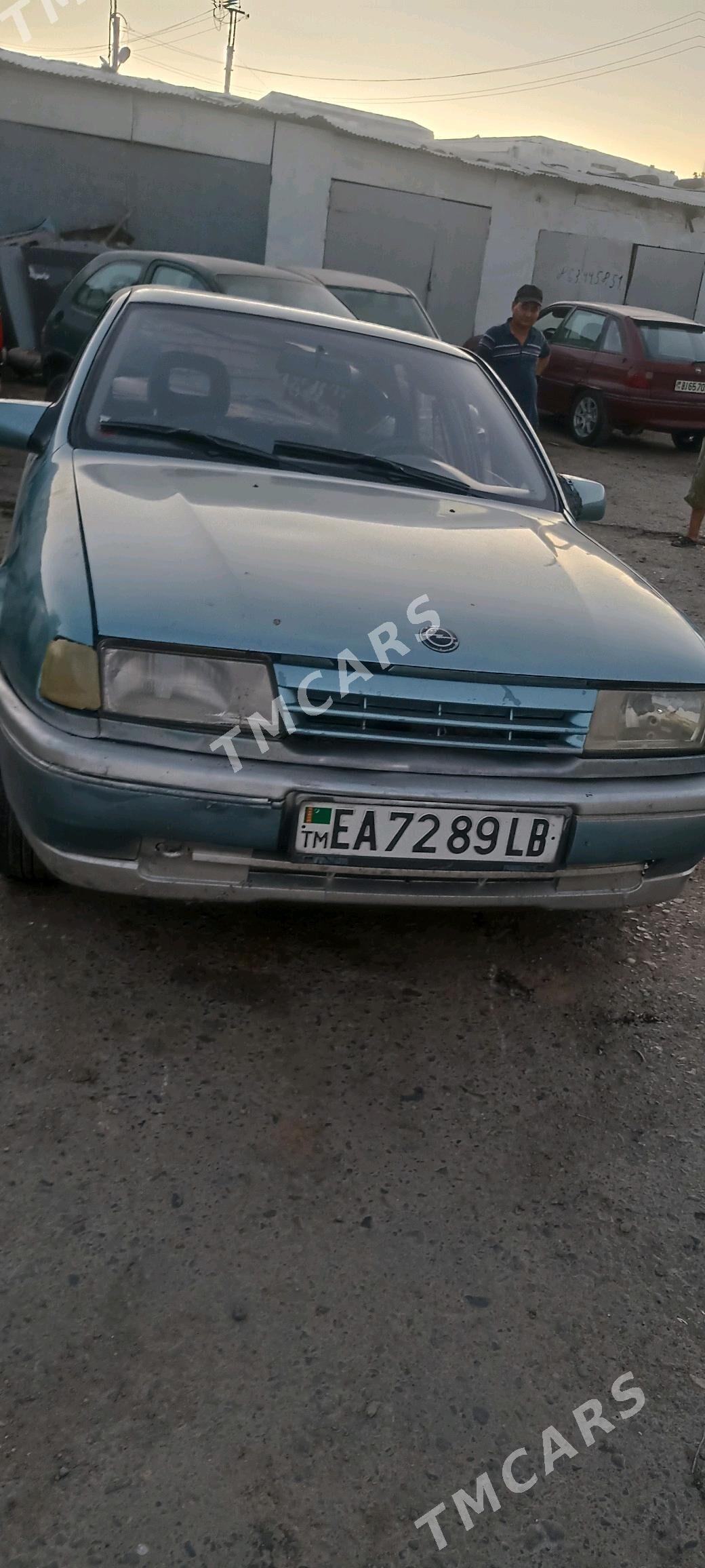 Opel Vectra 1990 - 11 000 TMT - Туркменабат - img 2