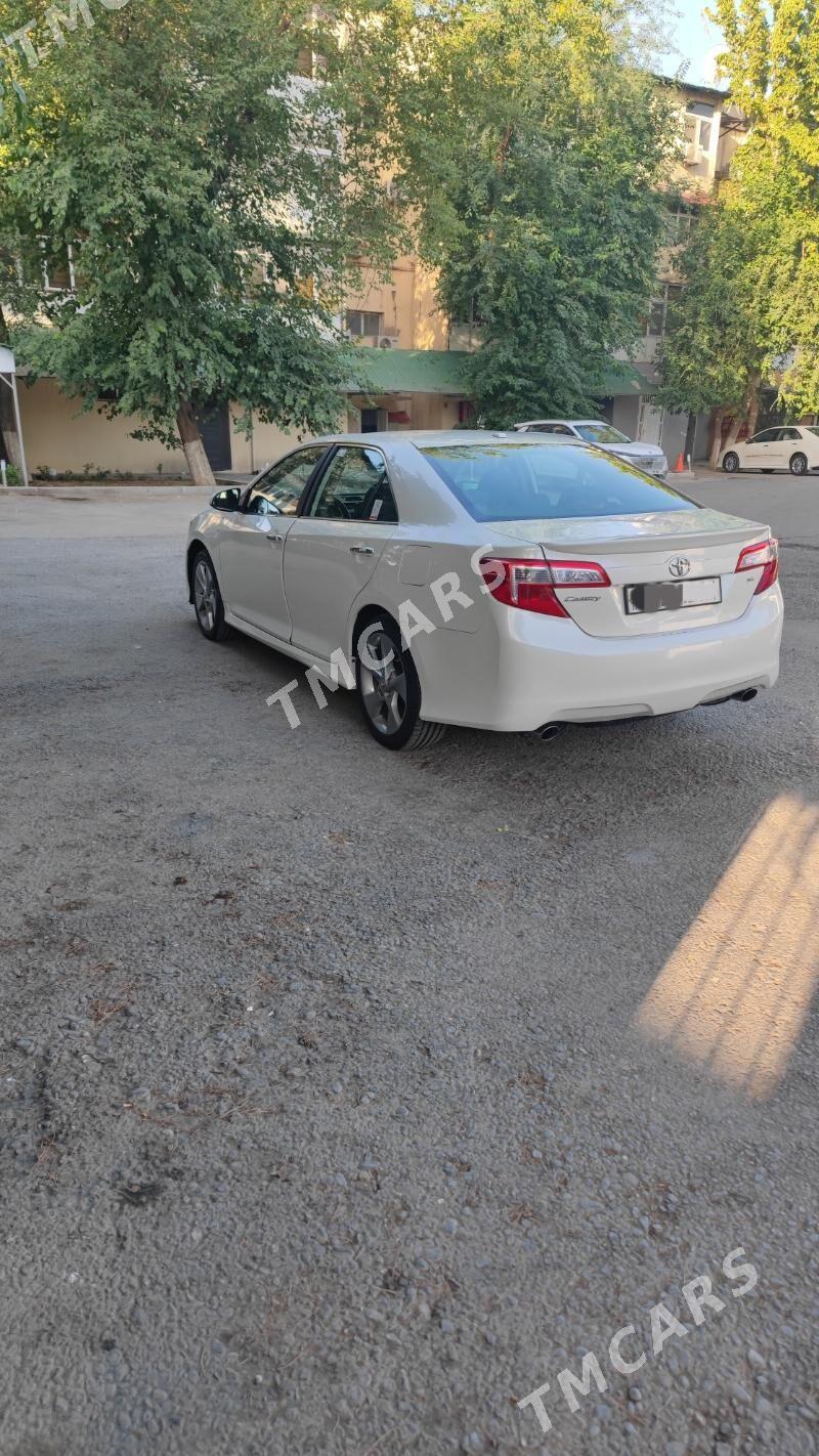 Toyota Camry 2012 - 240 000 TMT - Анев - img 3