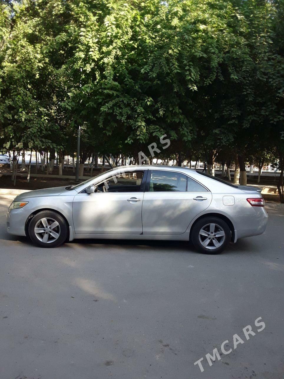 Toyota Camry 2010 - 175 000 TMT - Гёкдепе - img 3