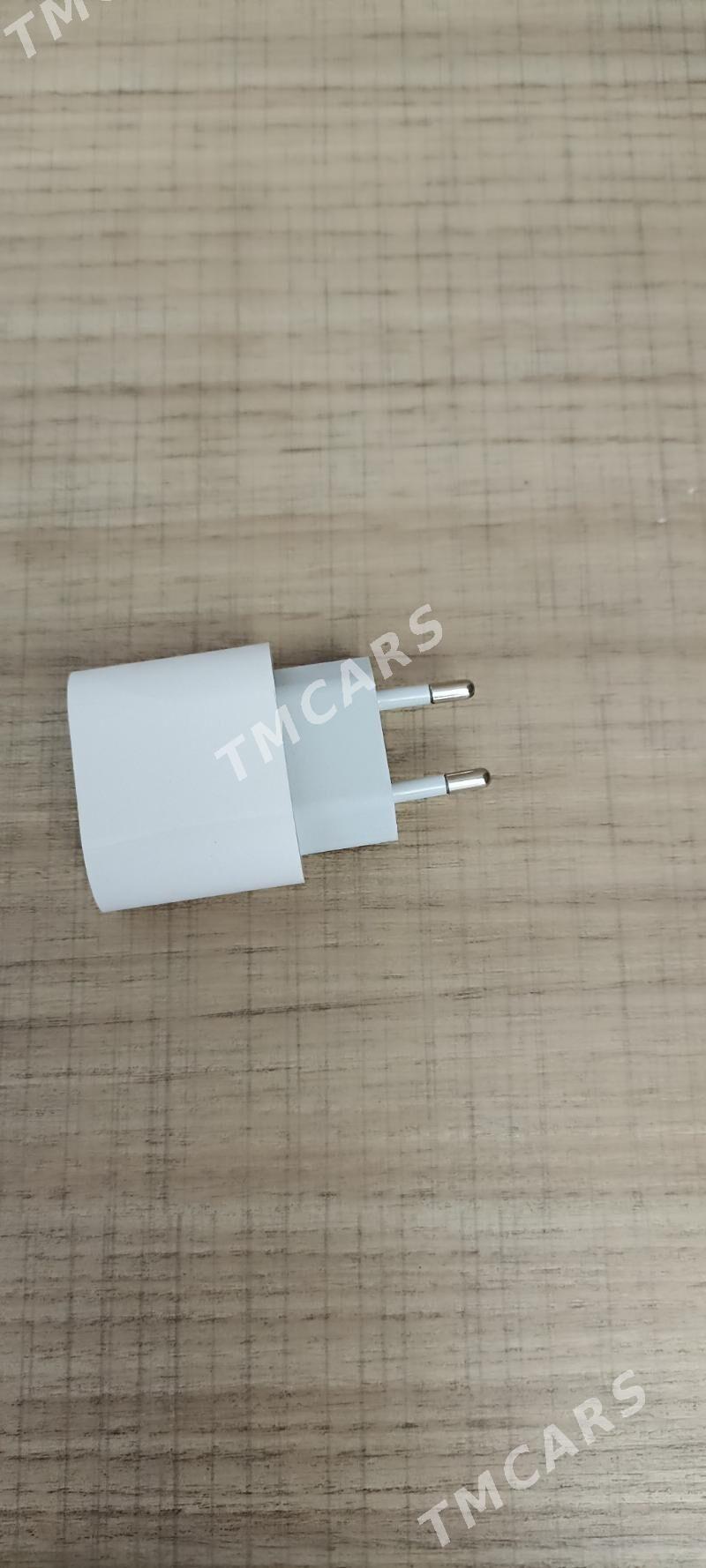 iPhone 16 pro ADAPTER - Türkmenabat - img 2
