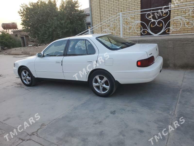 Toyota Camry 1996 - 85 000 TMT - Байрамали - img 3