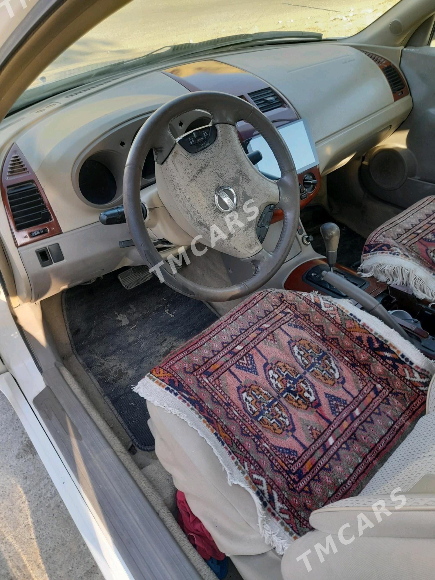 Nissan Altima 2002 - 40 000 TMT - Бахарден - img 6