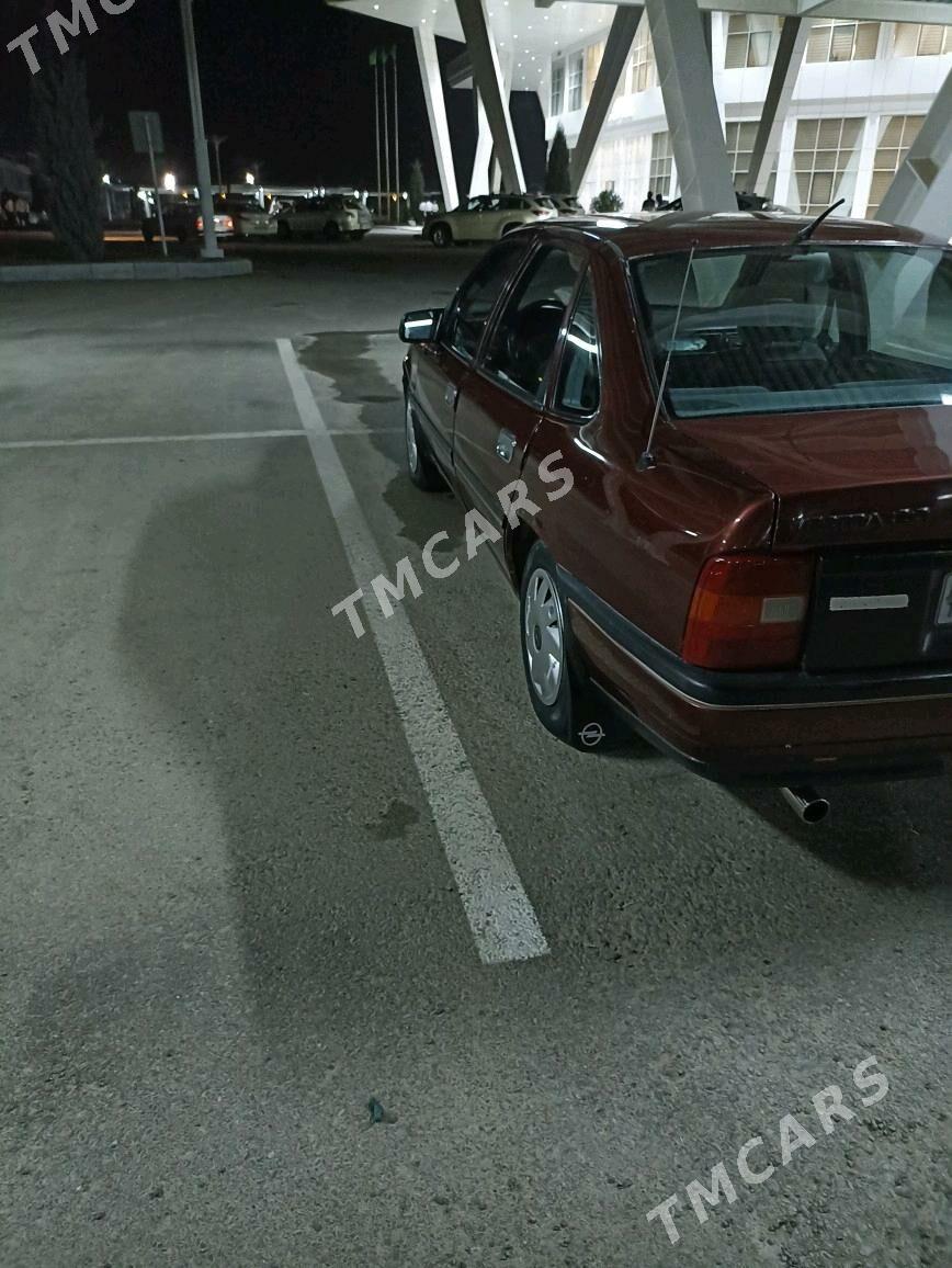 Opel Vectra 1991 - 35 000 TMT - Mary - img 4