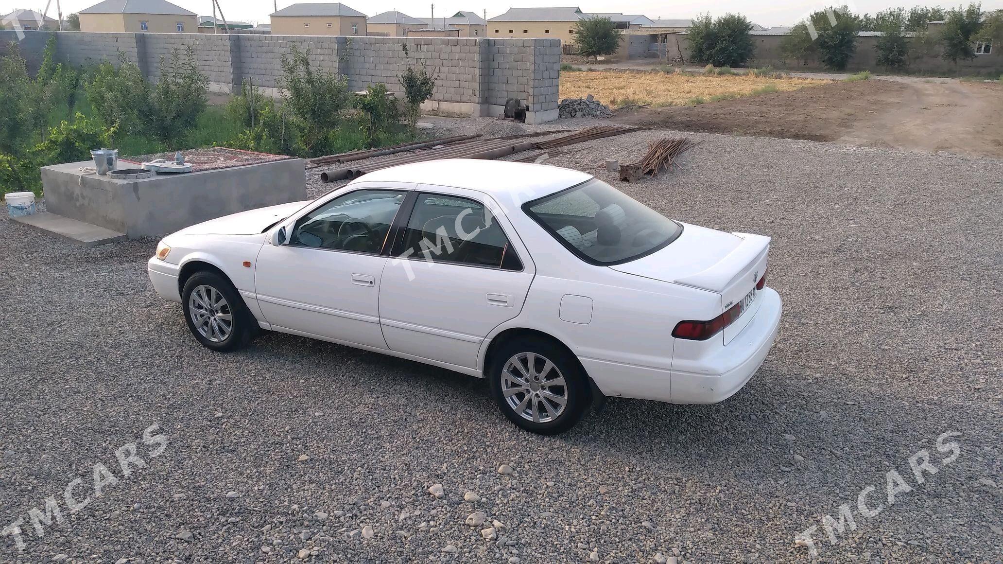 Toyota Camry 1999 - 100 000 TMT - Теджен - img 5
