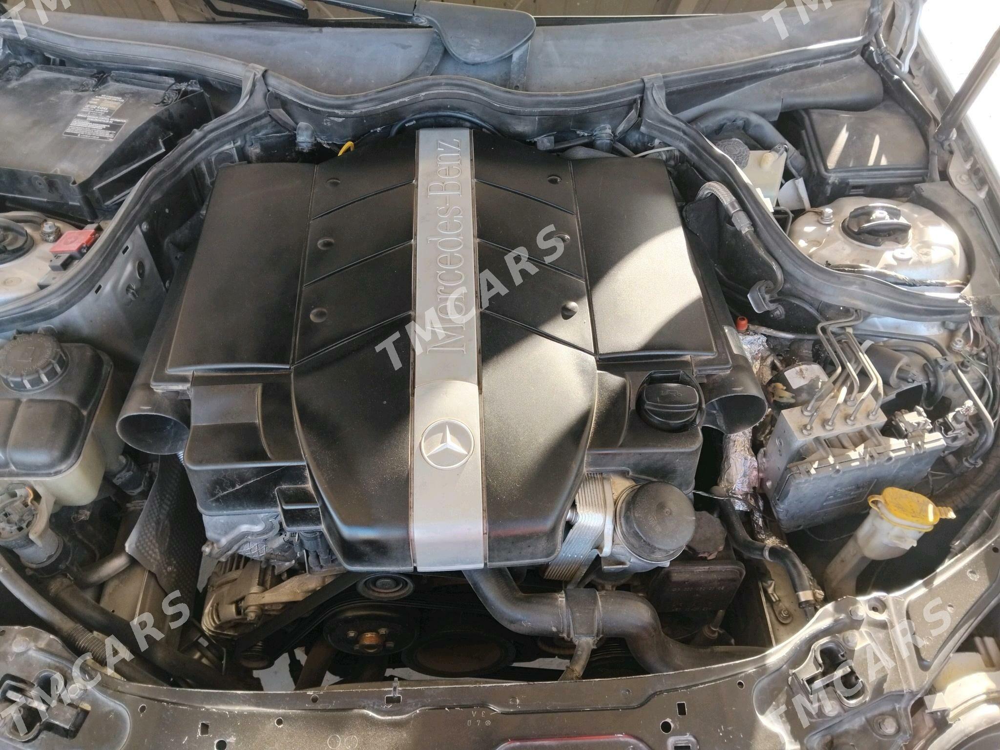 Mercedes-Benz C-Class 2001 - 105 000 TMT - Türkmenabat - img 4
