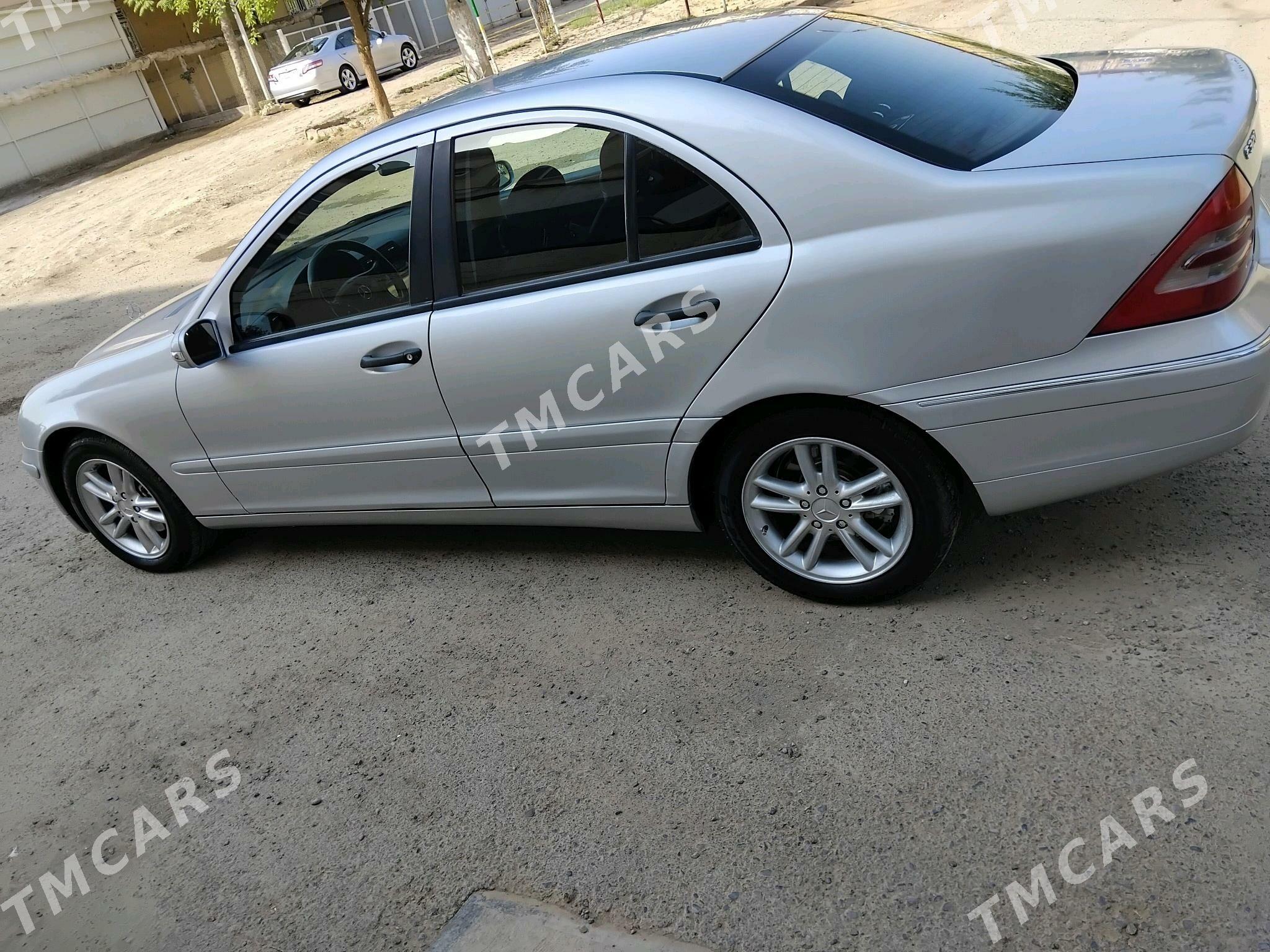 Mercedes-Benz C-Class 2001 - 105 000 TMT - Türkmenabat - img 6