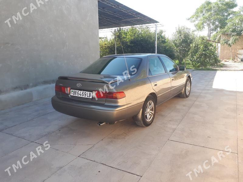 Toyota Camry 2000 - 130 000 TMT - Garabekewül - img 7