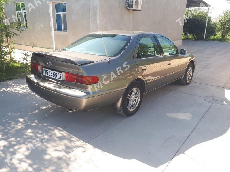 Toyota Camry 2000 - 130 000 TMT - Garabekewül - img 1