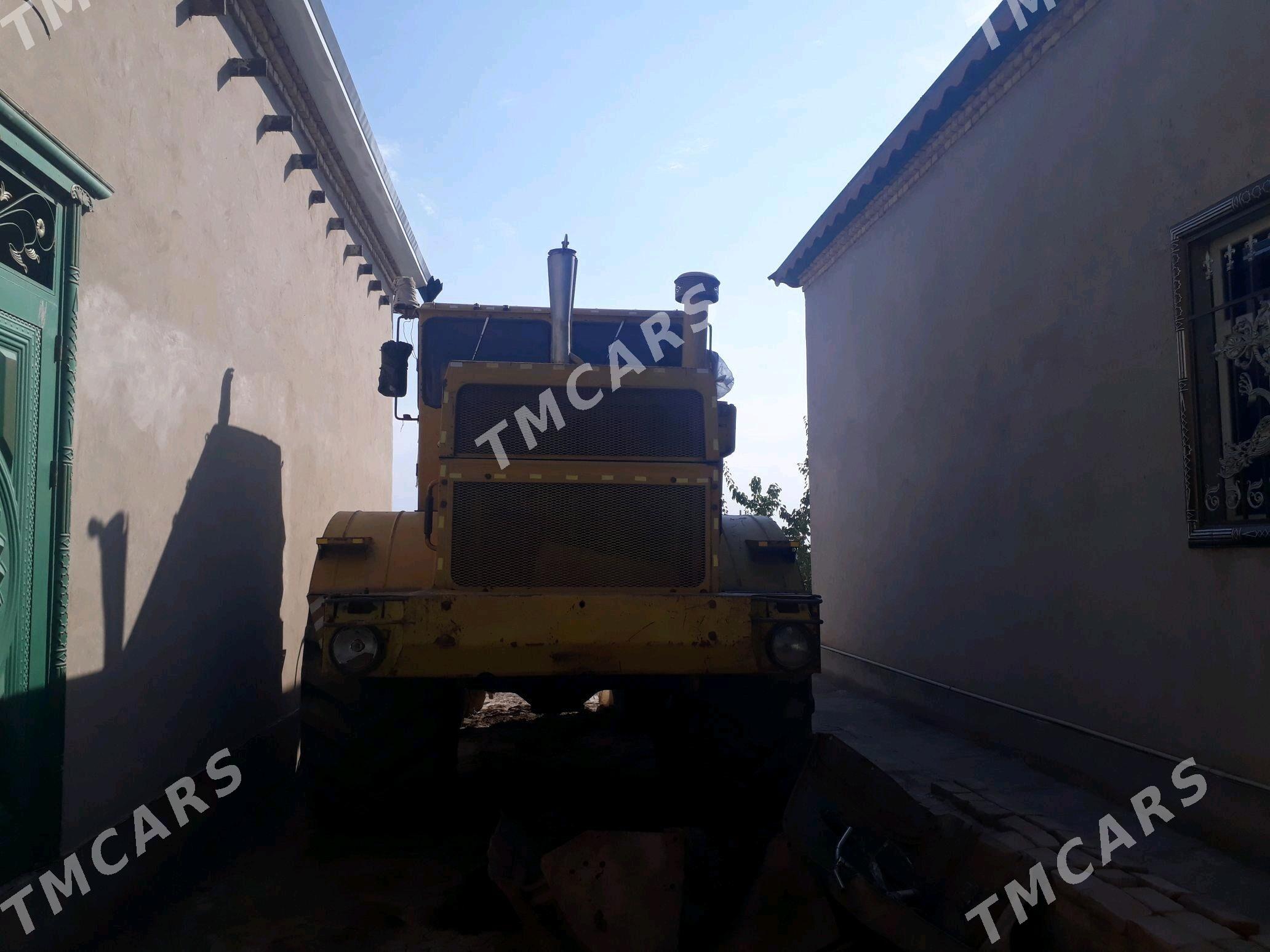 MTZ 82 1991 - 250 000 TMT - Акдепе - img 2