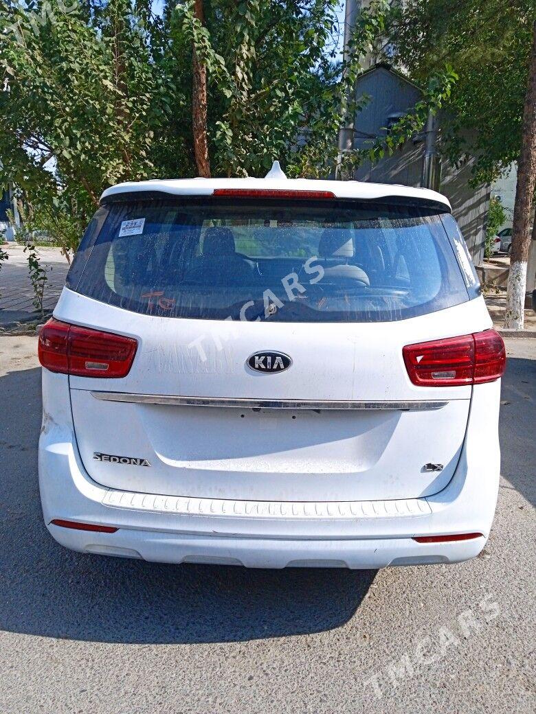 Kia Sedona 2020 - 340 000 TMT - Ашхабад - img 4