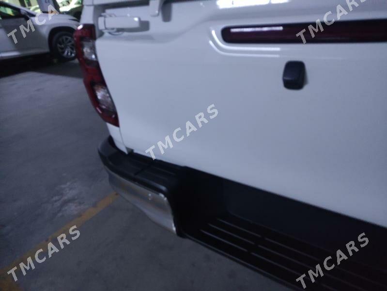 Toyota Hilux 2025 - 705 000 TMT - Aşgabat - img 3