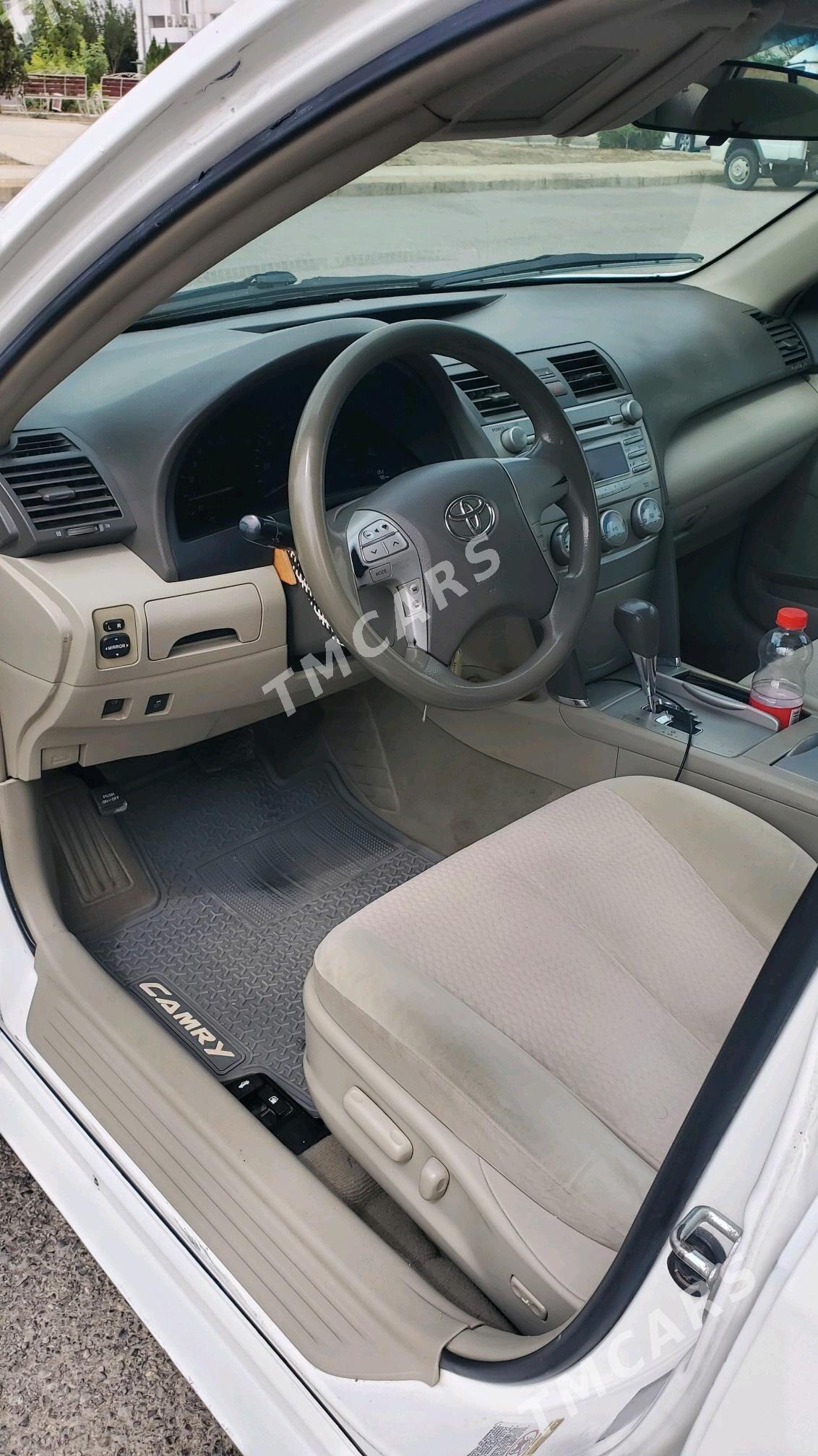 Toyota Camry 2010 - 172 000 TMT - Гёкдепе - img 7