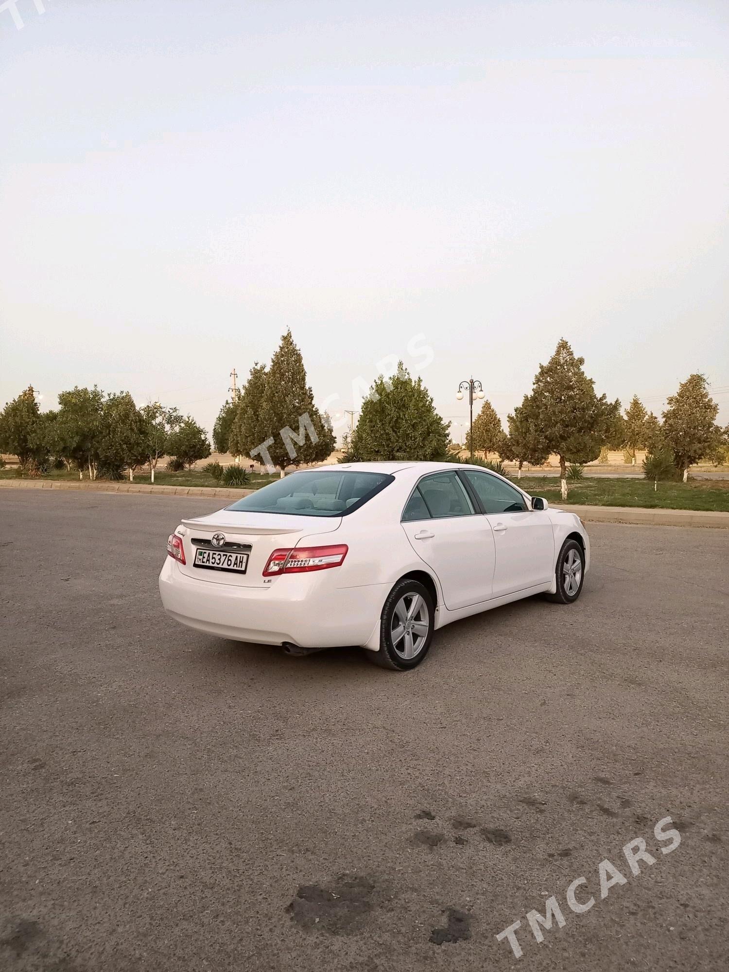 Toyota Camry 2010 - 166 000 TMT - Bäherden - img 5