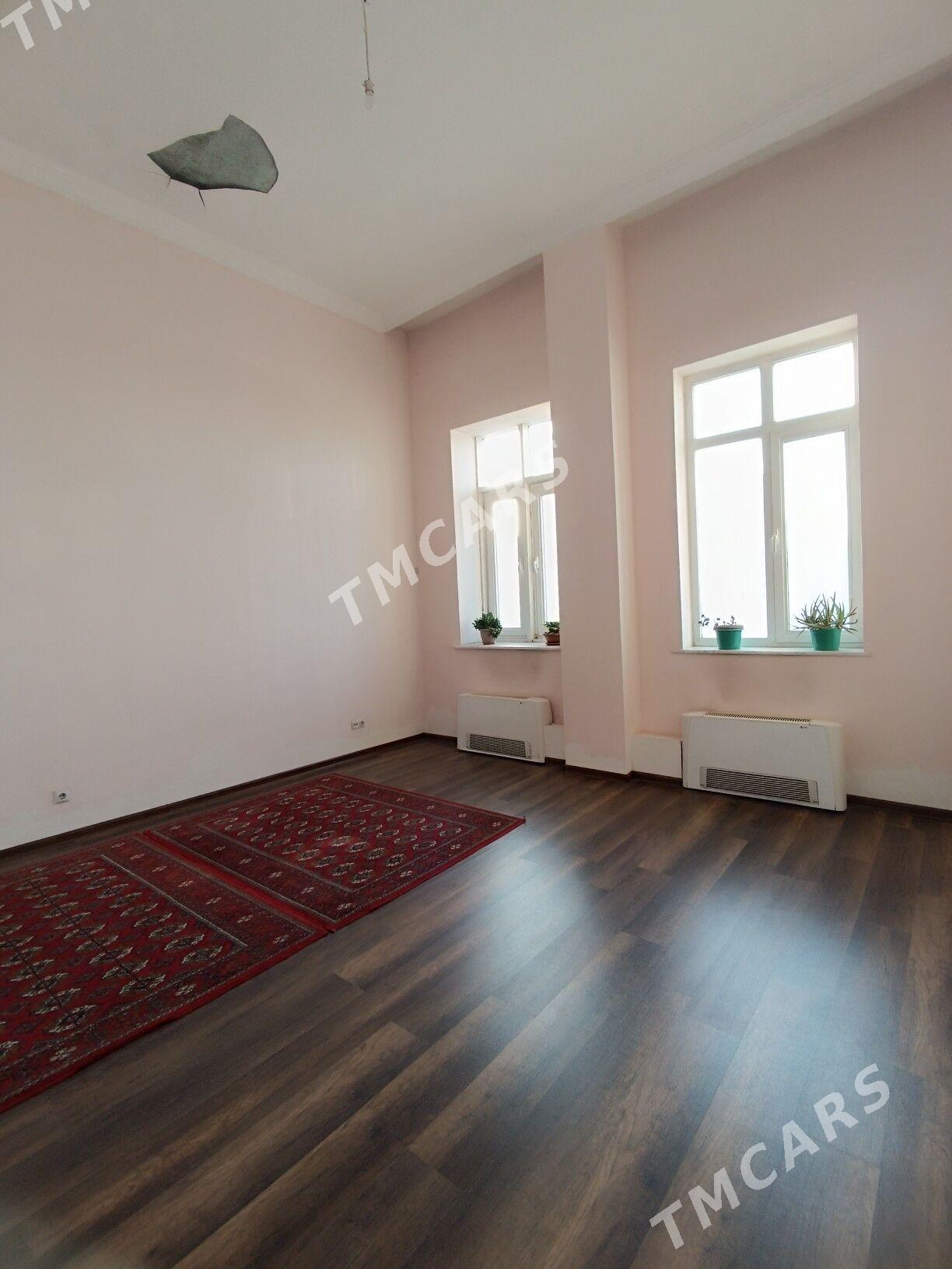 ЧЕХОВА! 4КОМ-206м²,4 ЭТ. - ул. Чехова -  Элитки (А.Ниязов шаёлы) - img 2
