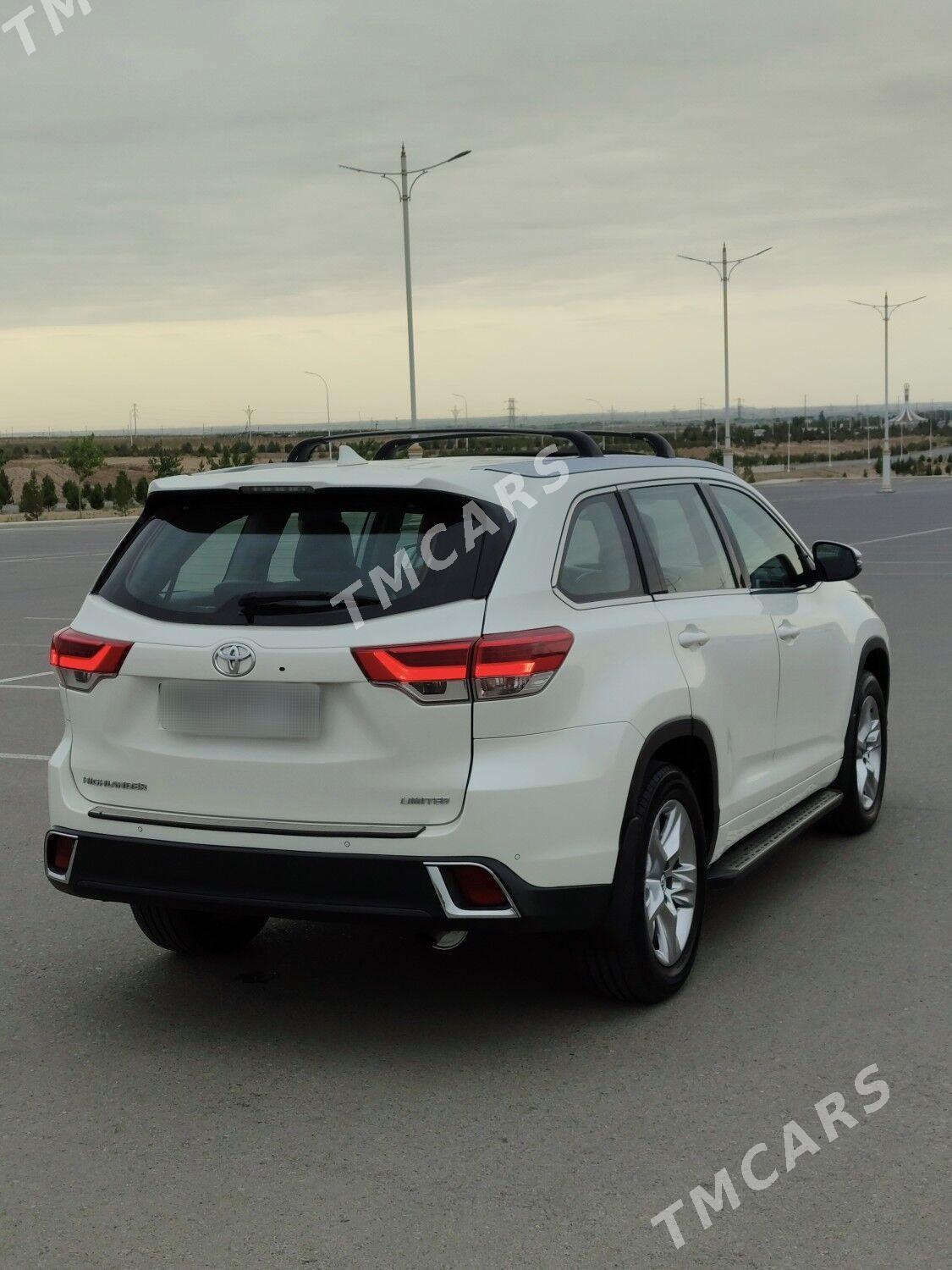 Toyota Highlander 2018 - 479 000 TMT - Анев - img 3