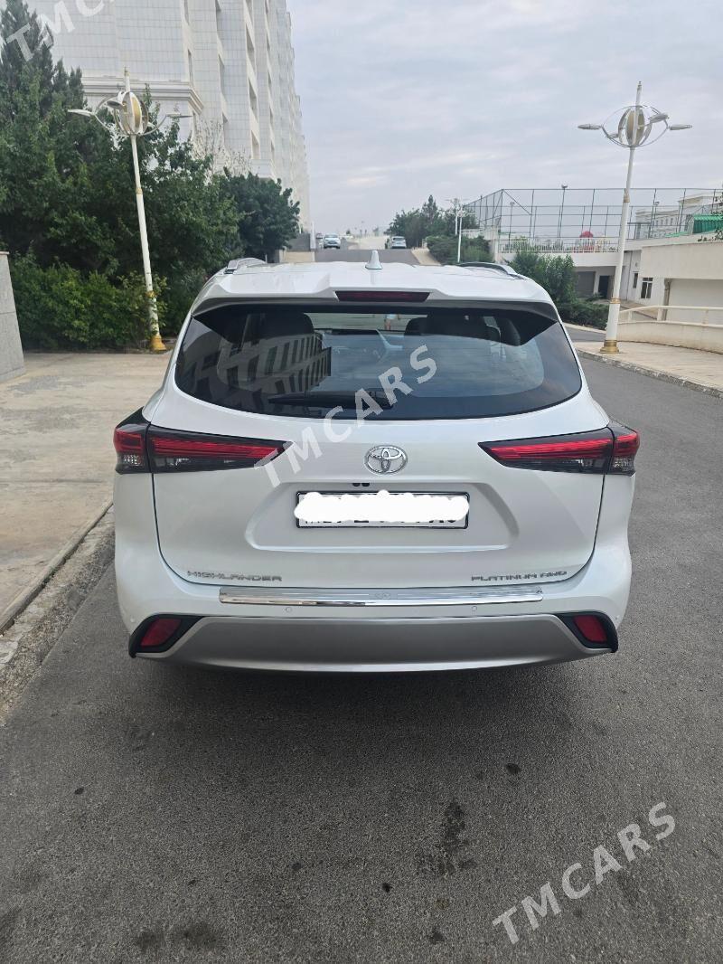 Toyota Highlander 2022 - 850 000 TMT - Aşgabat - img 4
