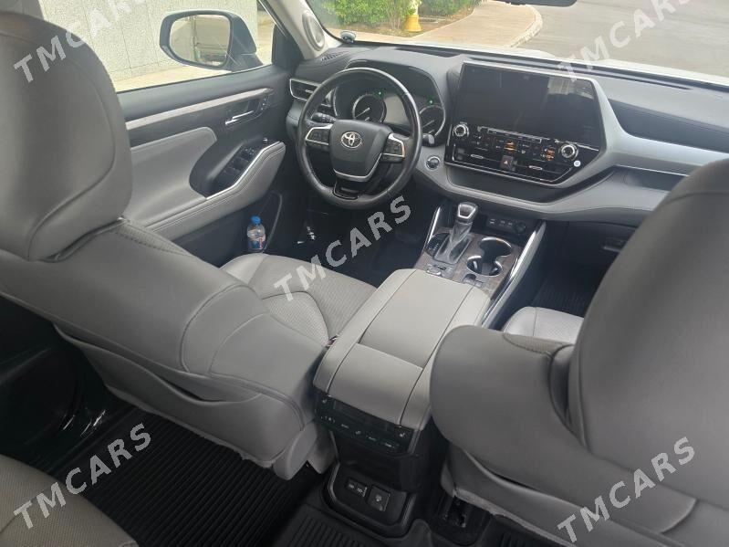 Toyota Highlander 2022 - 850 000 TMT - Aşgabat - img 2