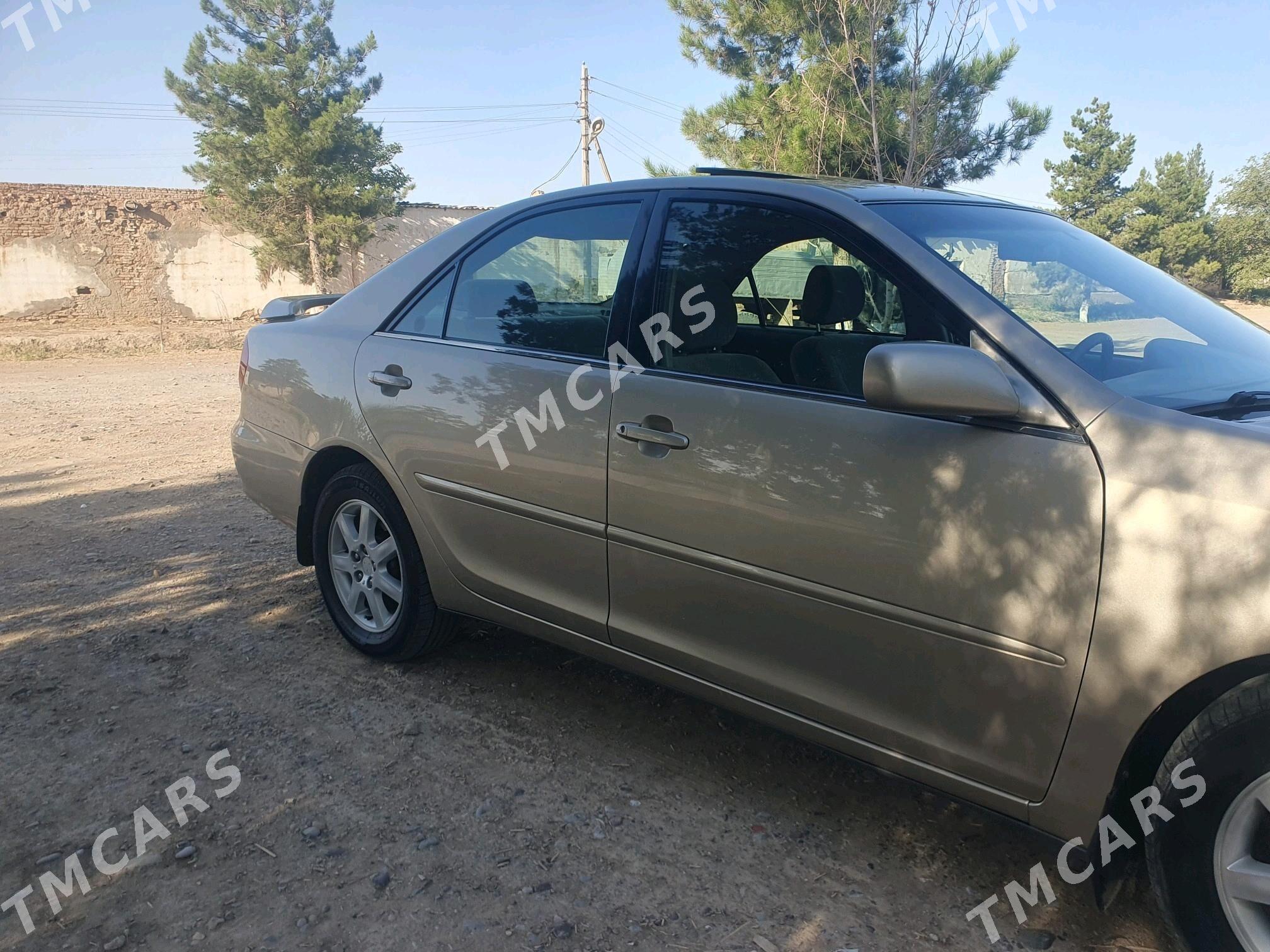 Toyota Camry 2003 - 165 000 TMT - Ёлётен - img 3
