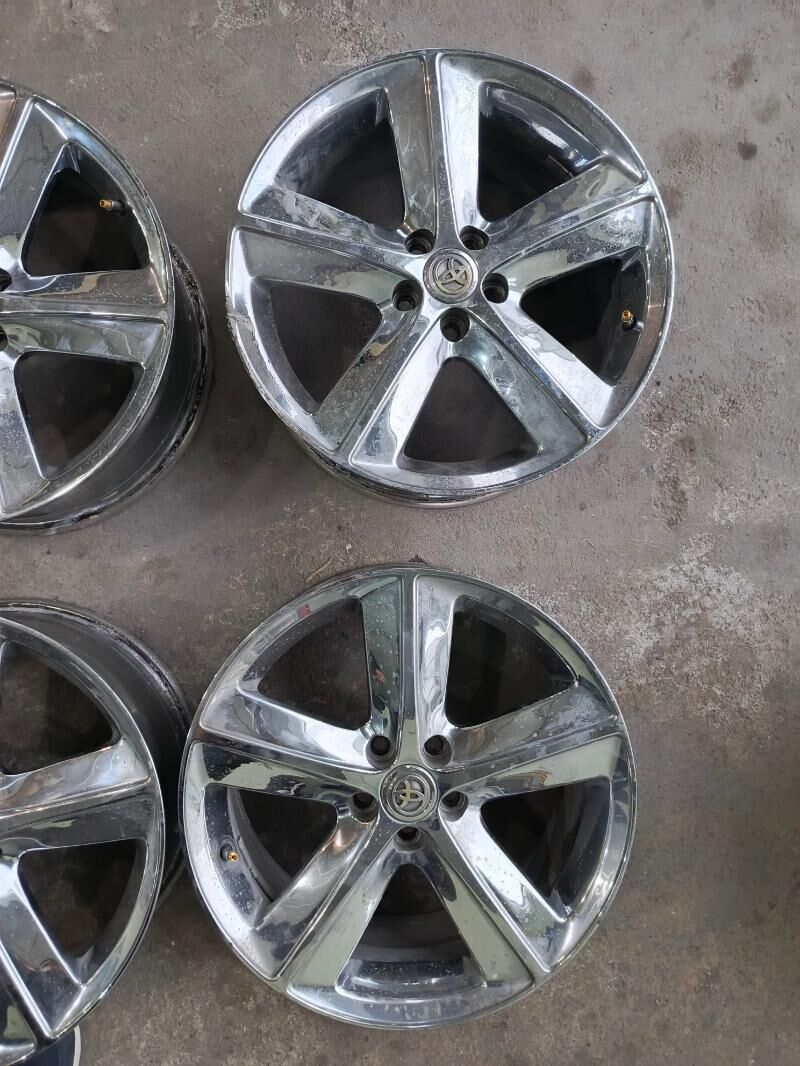 corolla hrom 17 lik karolla 600 TMT - Ашхабад - img 4