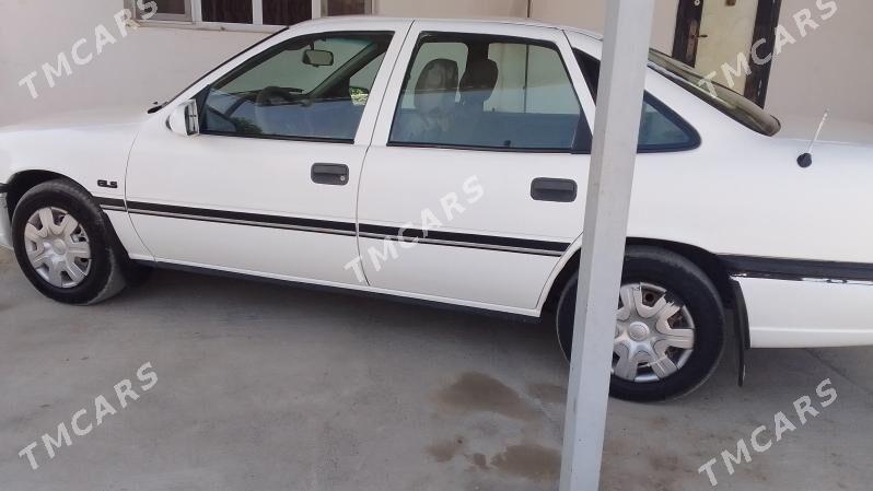 Opel Vectra 1993 - 30 000 TMT - Койтендаг - img 2
