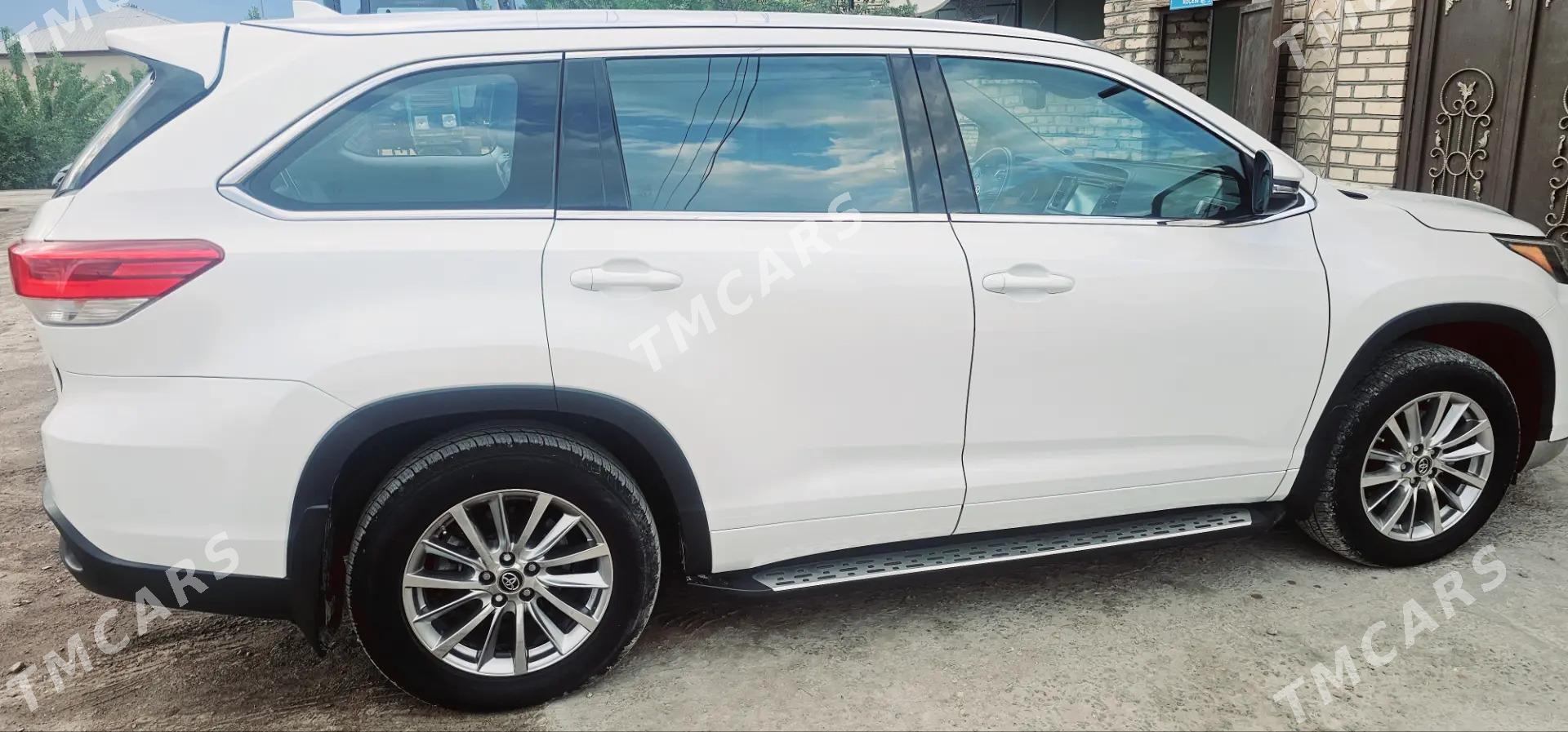Toyota Highlander 2018 - 450 000 TMT - Гороглы (Тагта) - img 4
