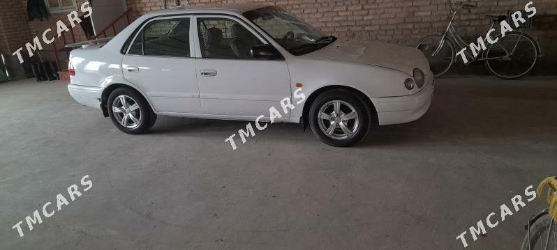 Toyota Corolla 1999 - 65 000 TMT - Çärjew - img 2