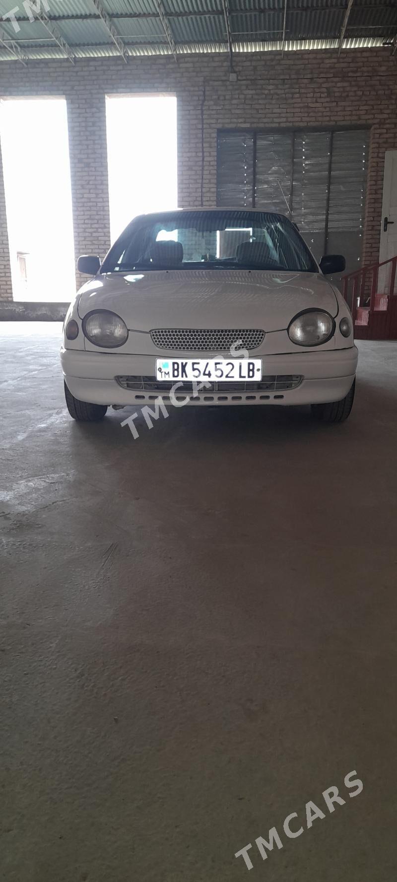 Toyota Corolla 1999 - 65 000 TMT - Çärjew - img 3