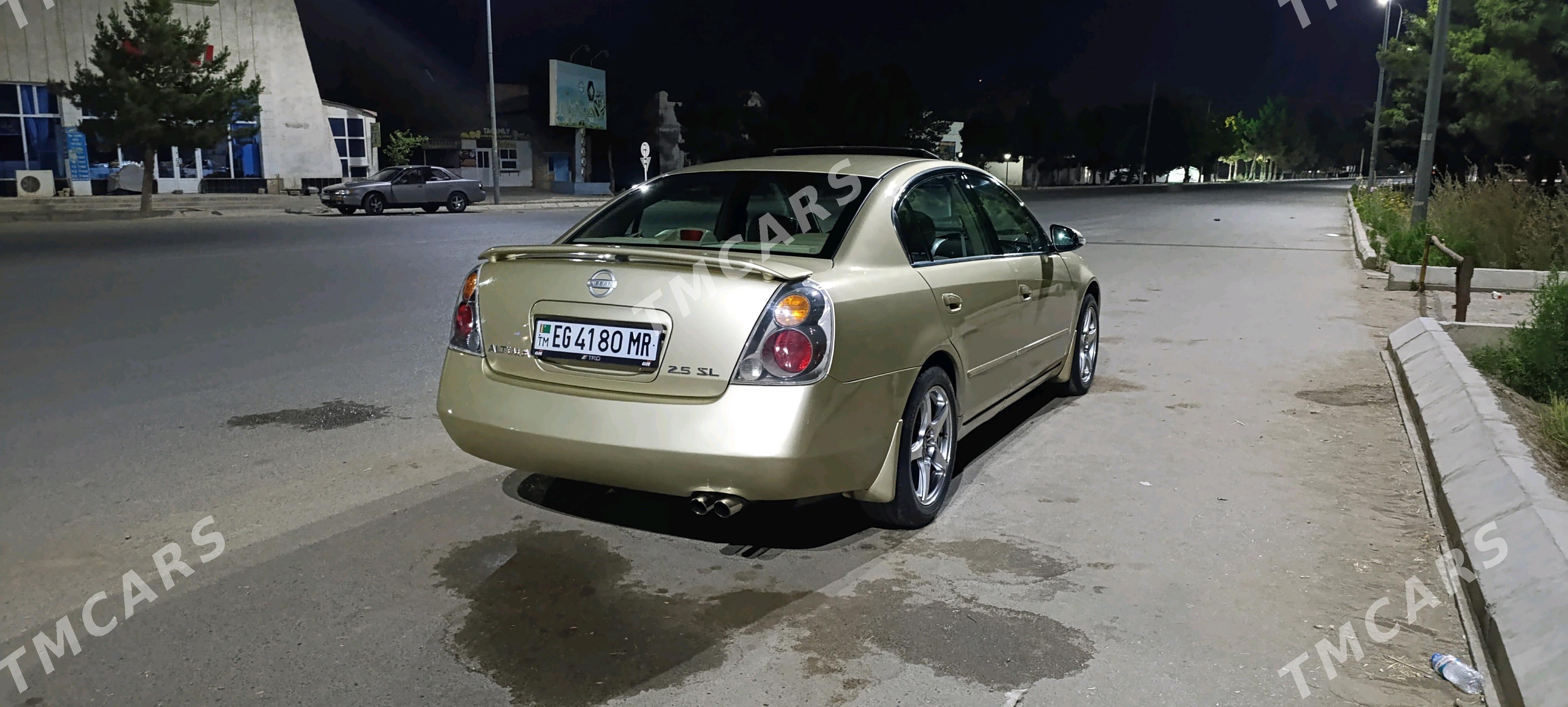 Toyota Camry 2003 - 110 000 TMT - Сакарчага - img 2