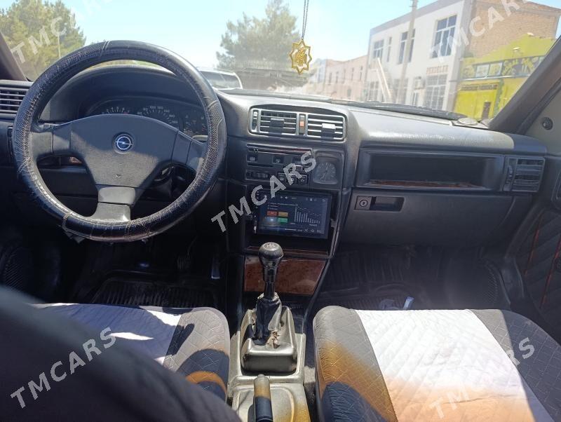 Opel Vectra 1992 - 40 000 TMT - Саят - img 7