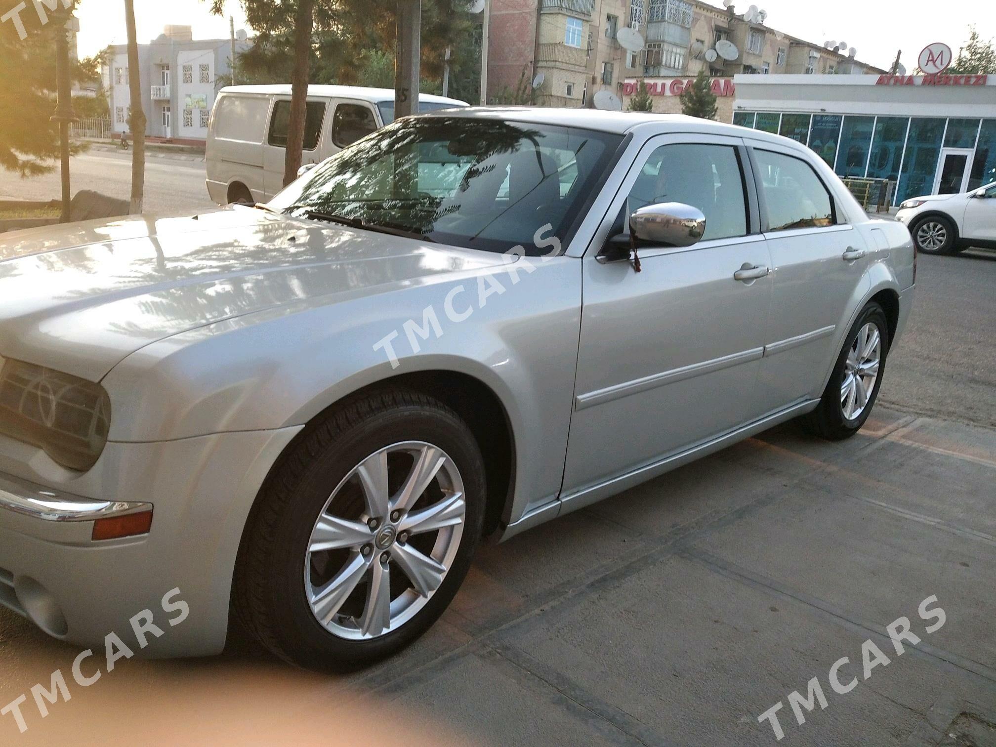 Chrysler 300 2008 - 130 000 TMT - Mary - img 5