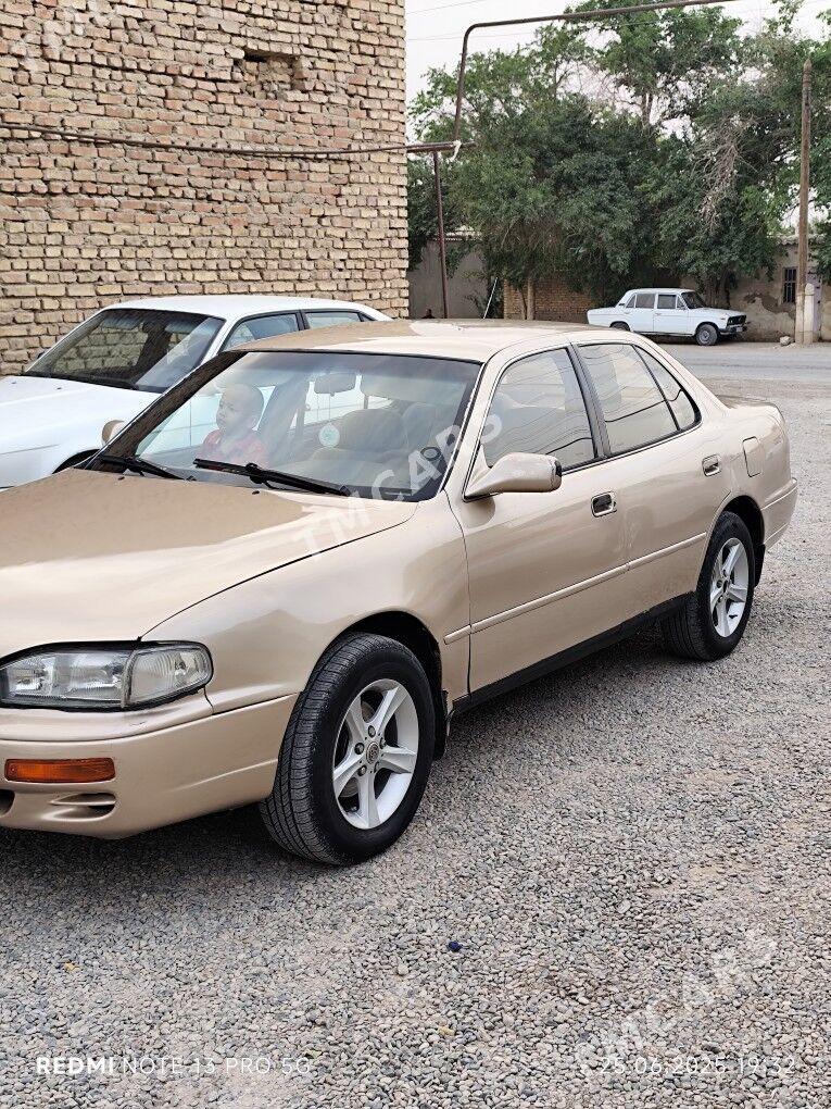 Toyota Camry 1994 - 92 000 TMT - Kaka - img 2