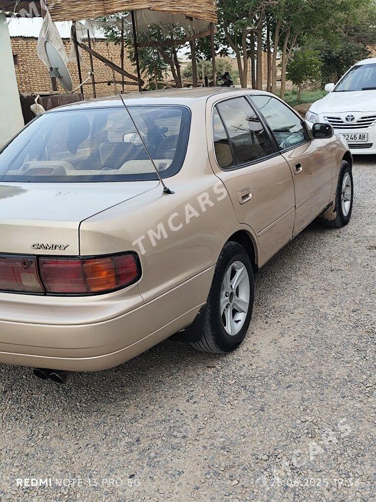 Toyota Camry 1994 - 92 000 TMT - Kaka - img 5