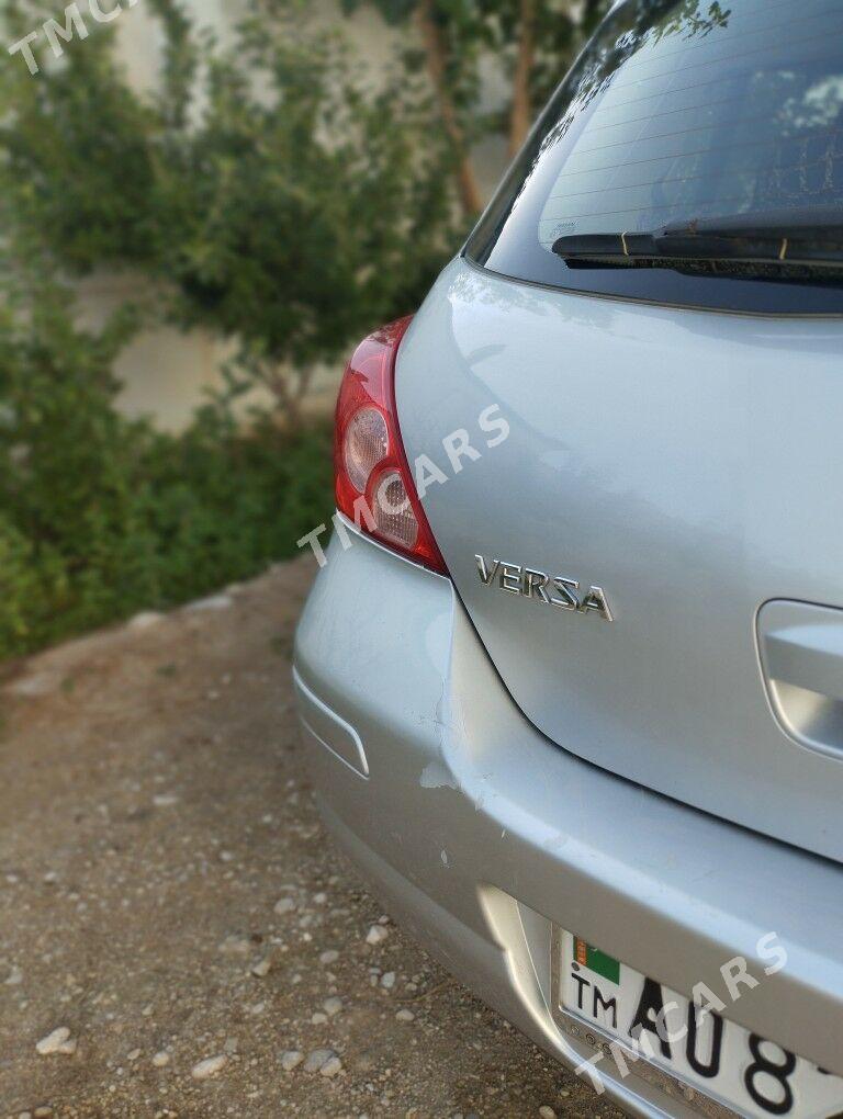 Nissan Versa 2010 - 106 000 TMT - Balkanabat - img 3