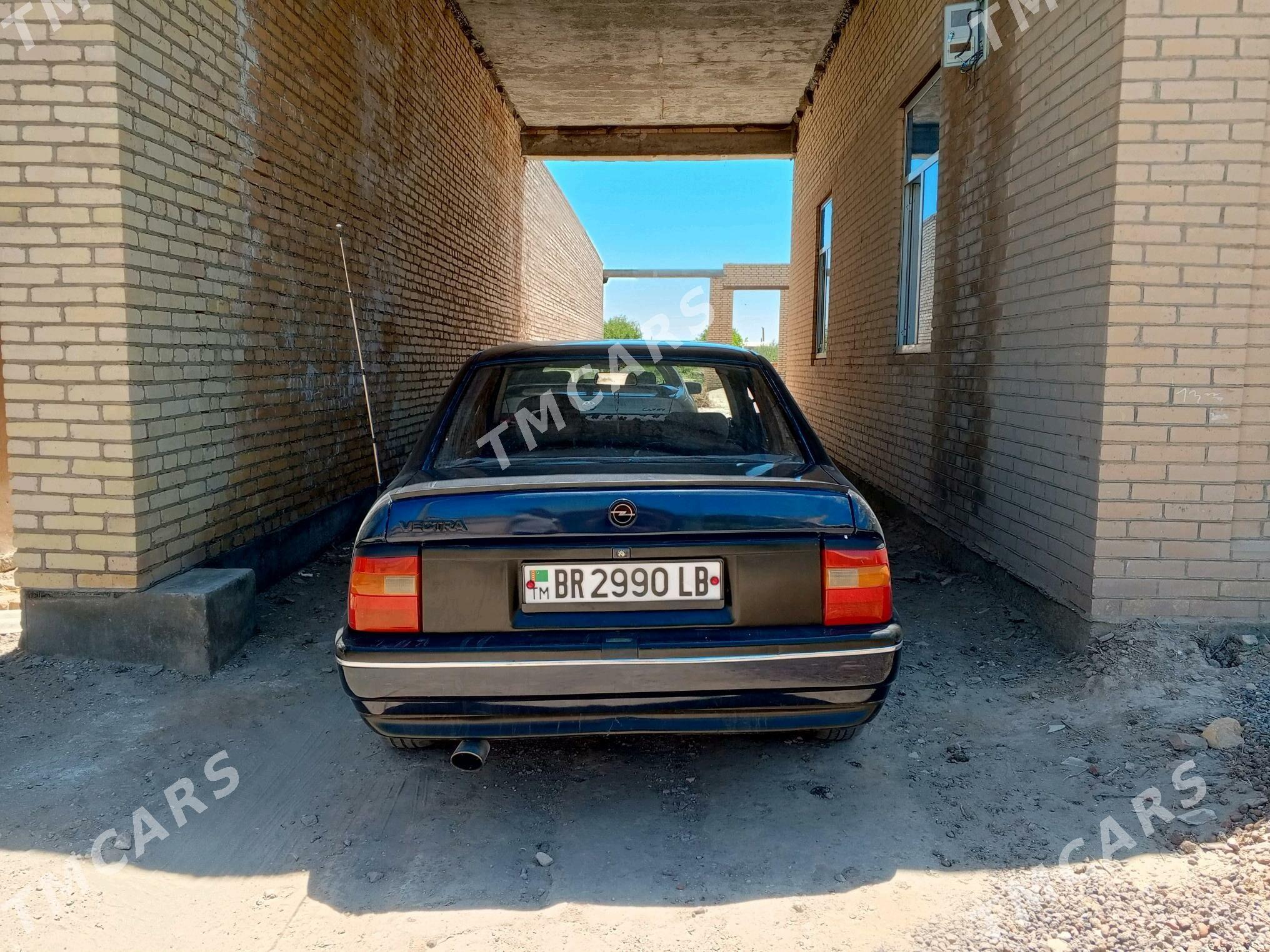 Opel Vectra 1992 - 28 000 TMT - Чарджоу - img 3